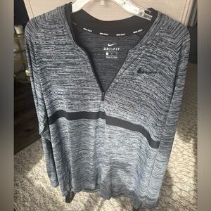 Nike Golf Dri-Fit Black and Gray Pullover, XL, EUC